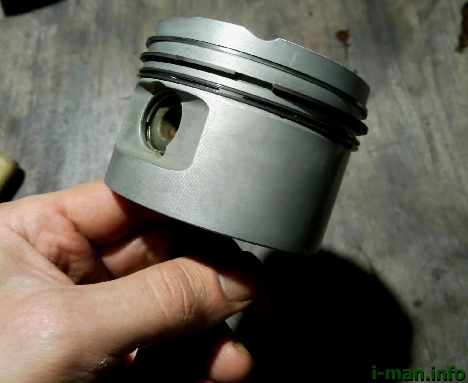 Как убрать стук поршней в автомобиле? Причина появления